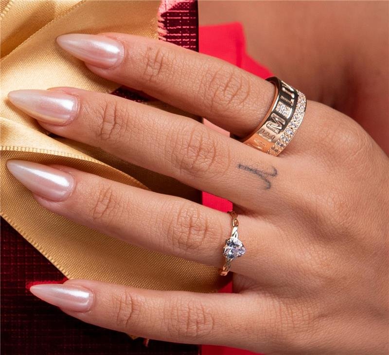 ANEL LIVRAI DO MAL AMEM BANHO OURO 18K