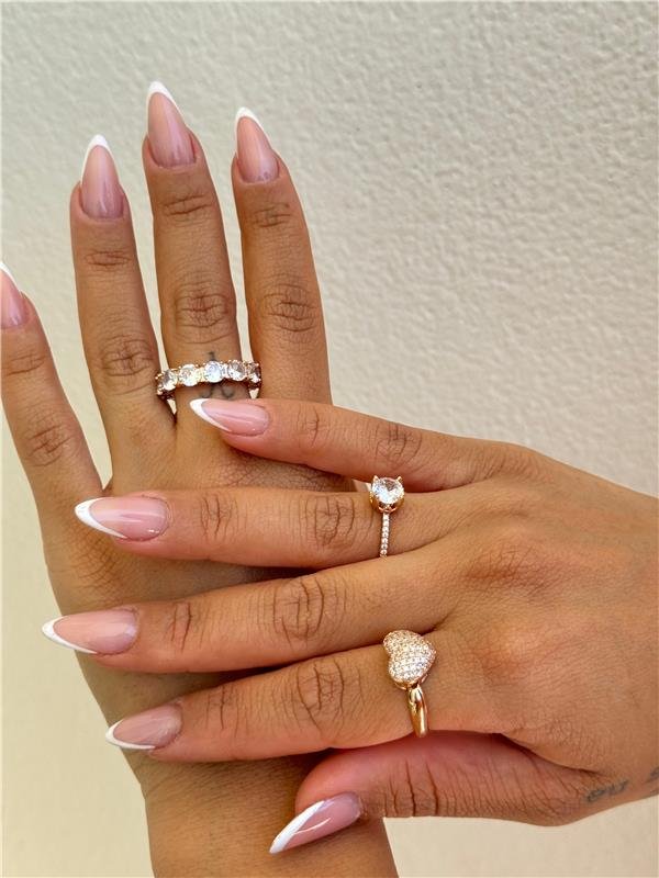 ANEL LUXO APARADOR CRAVEJADO BANHO OURO 18K
