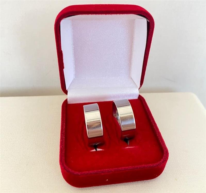 ANEL ALIANÇA LISA GROSSA 8MM EM AÇO INOXIDÁVEL 