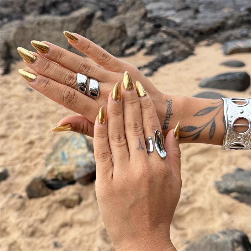 ANEL REGULÁVEL DESIGN ORGÂNICO EM AÇO INOXIDÁVEL 