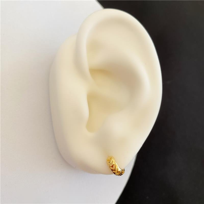 BRINCO ARGOLINHA SETA BANHO OURO 18K