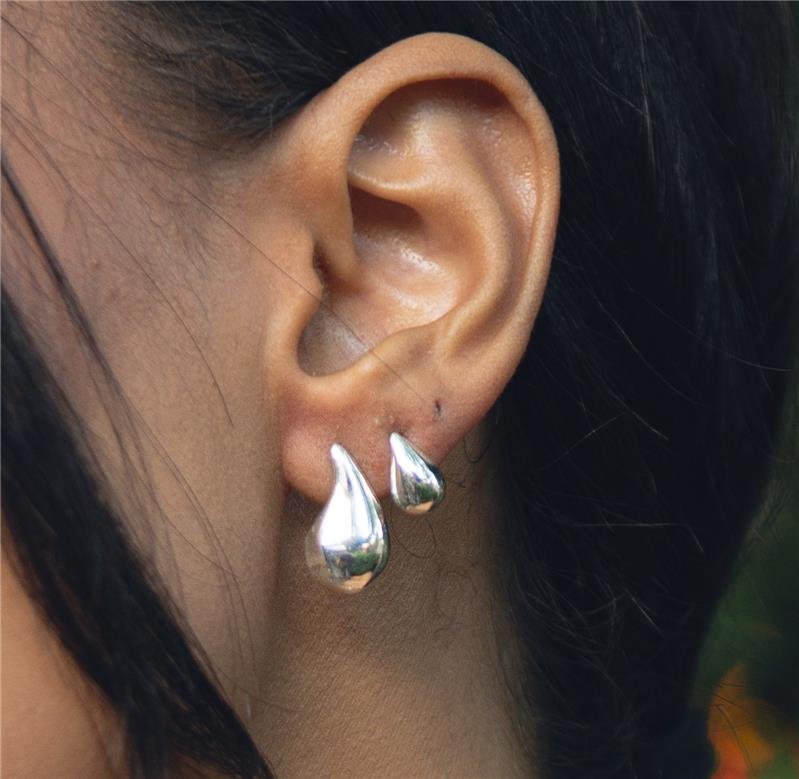 BRINCO MODELINHO GOTA D'AGUA MEDIO BANHO PRATA 950