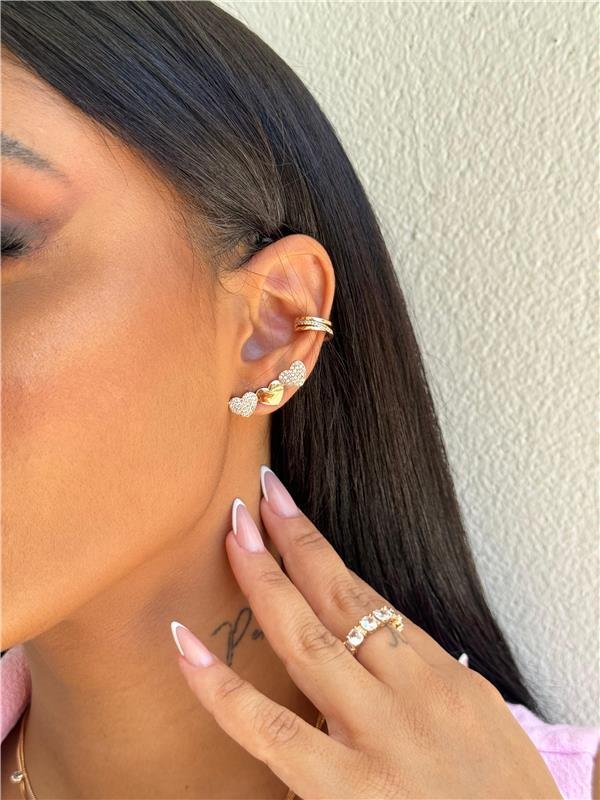 BRINCO EAR CUFF CORAÇÕES CRAVEJADO E LISO BANHO OURO 18K