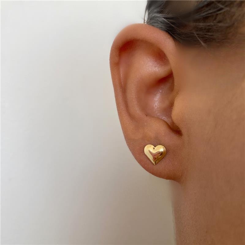 BRINCO CORAÇÃO PEQUENO BANHO OURO 18K