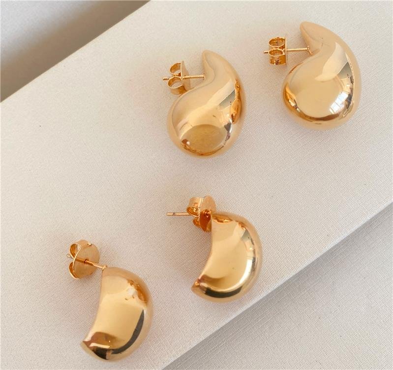 BRINCO GOTA MAXI BANHO OURO 18K