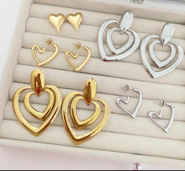 BRINCO CORAÇÃO GOTA BANHO OURO 18K