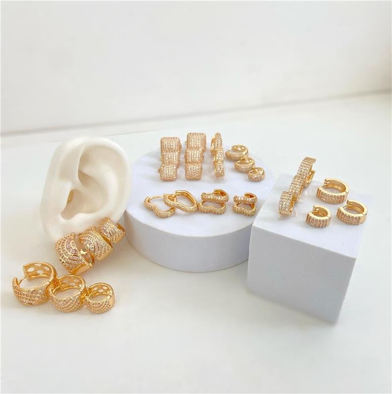 BRINCO TRIO ARGOLINHA CORAÇÃO CRAVEJADA E BOLINHA BANHO OURO 18K