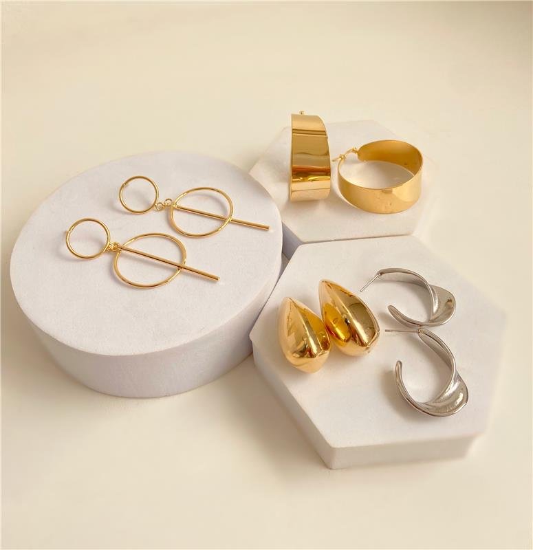 BRINCO GOTA MAXI BANHO OURO 18K