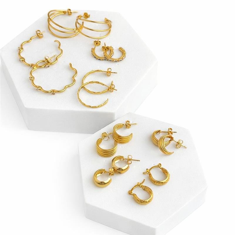 BRINCO ARGOLINHA TEXTURIZADA P BANHO OURO 18K