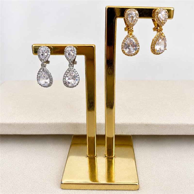 BRINCO DE PRESSÃO GOTA CRAVEJADA BANHO PRATA 950