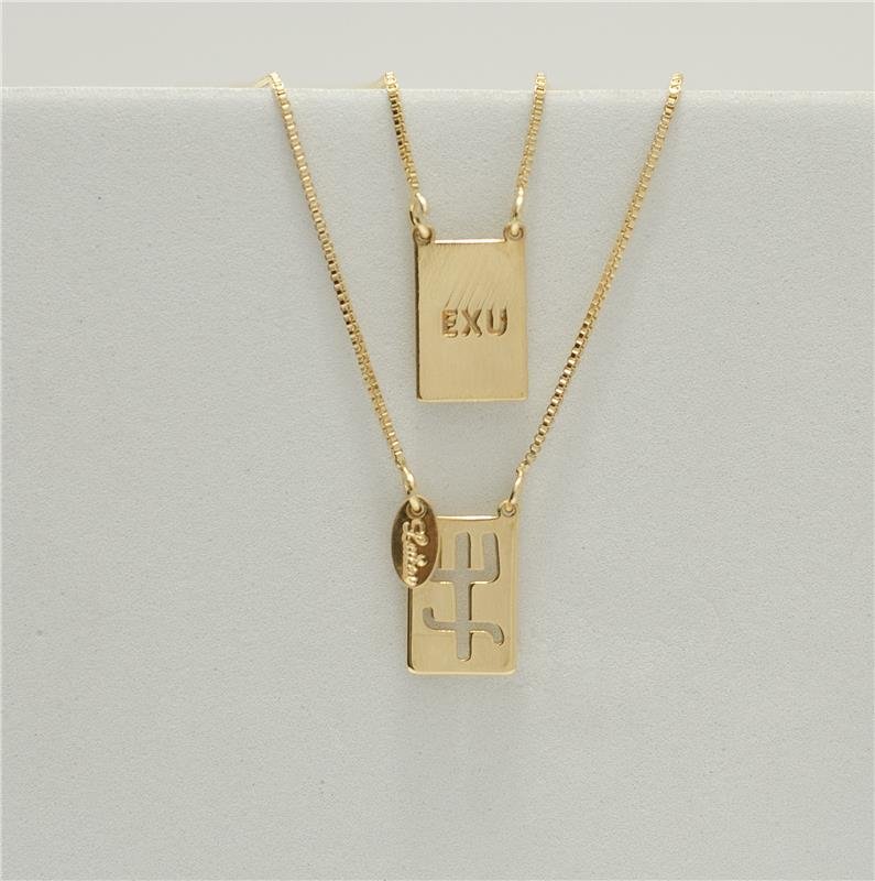 ESCAPULÁRIO ORIXÁ EXU COM CARTÃO PRESENTE BANHO OURO 18K