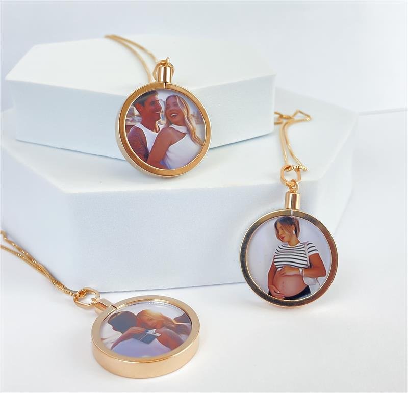 COLAR RELICÁRIO 2 FOTOS 3CM COM VENEZIANA BANHO OURO 18K 