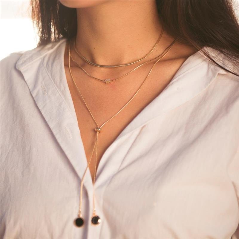 COLAR FINO DIMANTADO PONTO DE LUZ BANHO OURO 18K