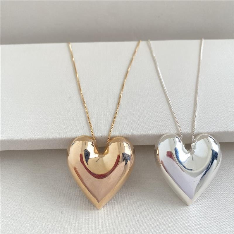 COLAR MAXI CORAÇÃO BANHO OURO 18K