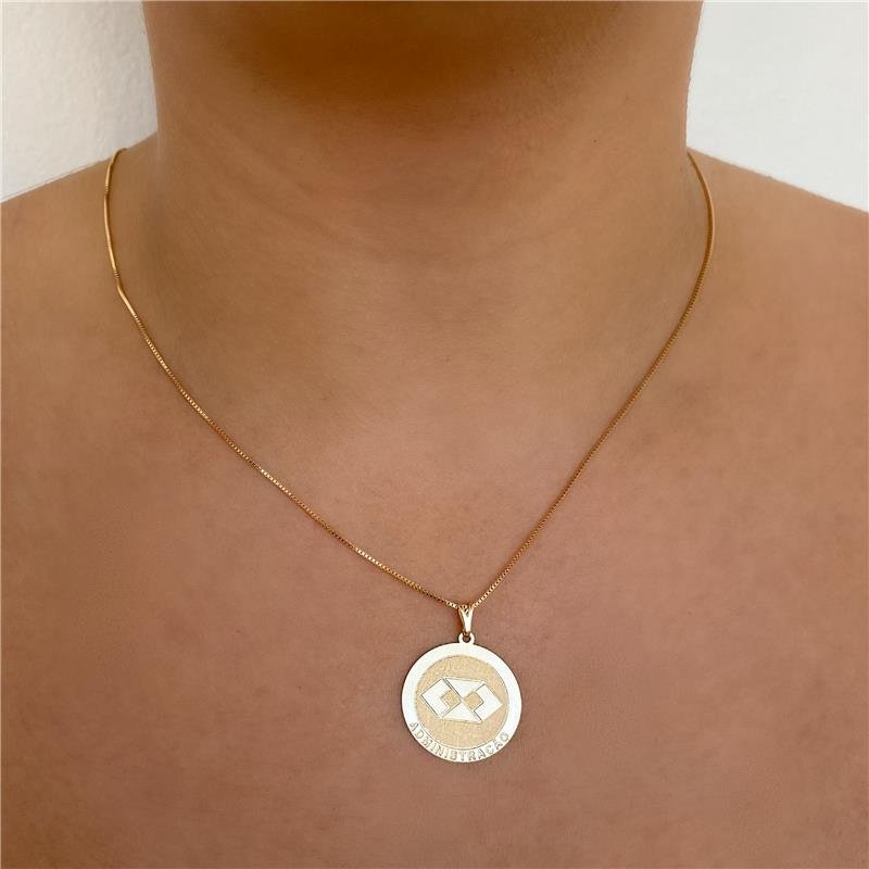 COLAR PROFISSÃO ADMINISTRAÇÃO BANHO OURO 18K