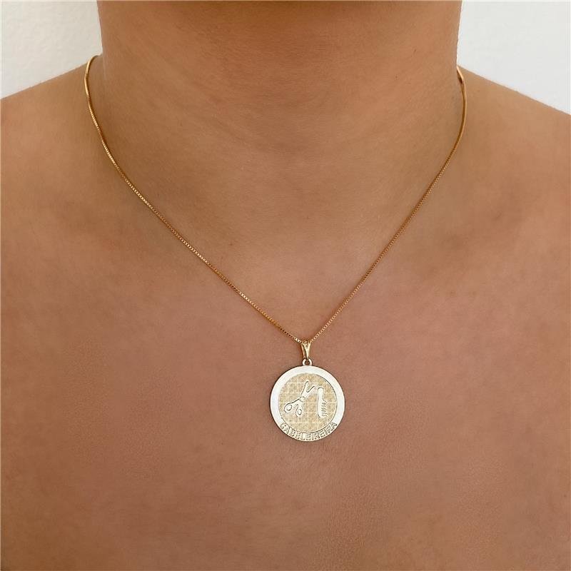 COLAR PROFISSÃO CABELEIREIRA BANHO OURO 18K
