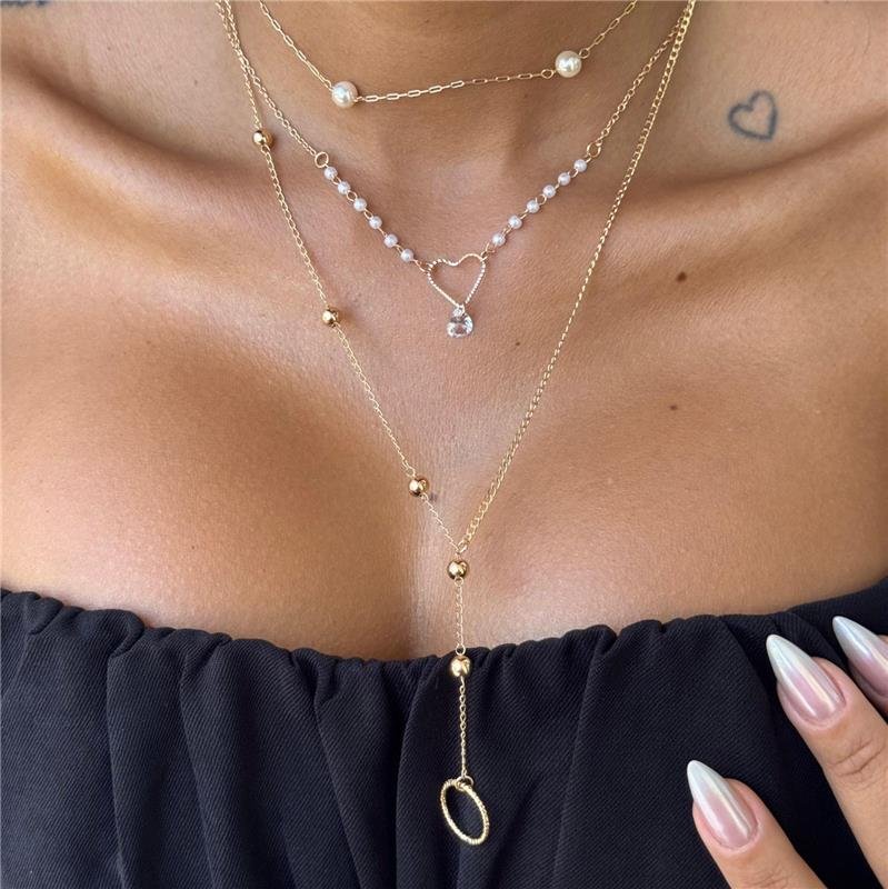COLAR GRAVATINHA COM BOLINHAS E CIRCULO TEXTURIZADO EM BANHO OURO 18K