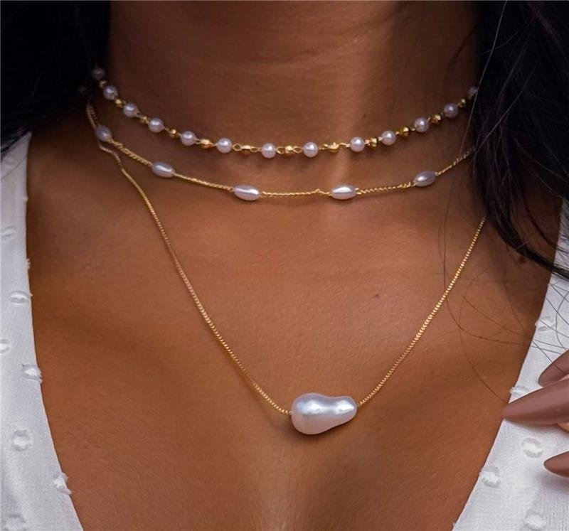 COLAR PÉROLA BARROCA BANHO OURO 18K