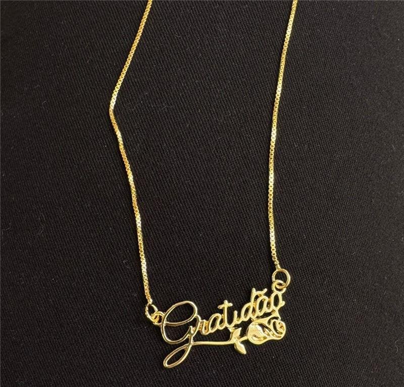COLAR GRATIDÃO COM FLOR BANHO OURO 18K