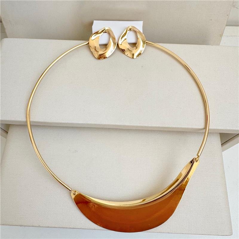  CONJUNTO ARO DESIGN ORGÂNICO BANHO OURO 18K