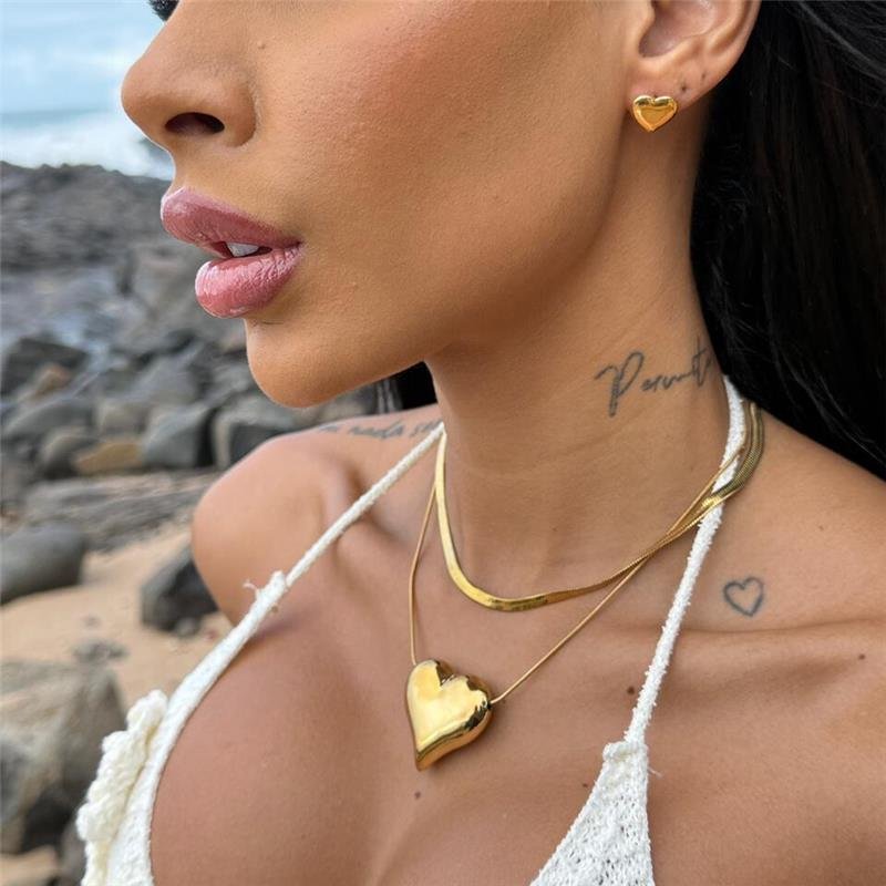  CONJUNTO CORAÇÃO BOLEADO MAXI EM AÇO INOXIDÁVEL COM BANHO OURO 18K