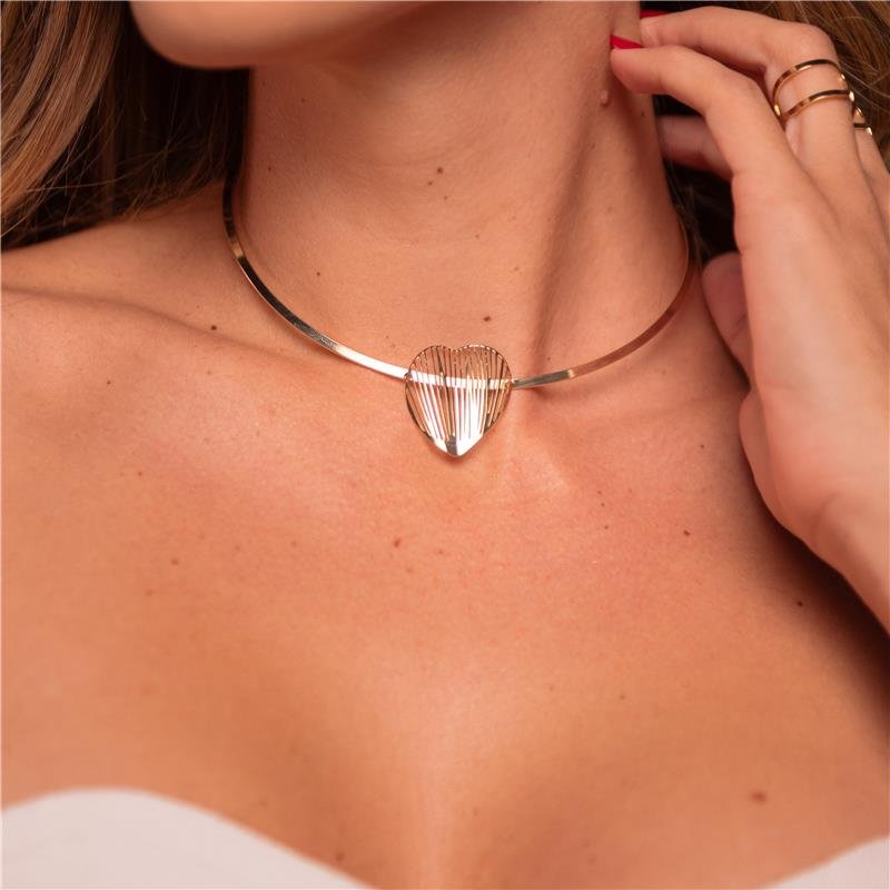 COLAR ARO CORAÇÃO RISCADO BANHO OURO 18K