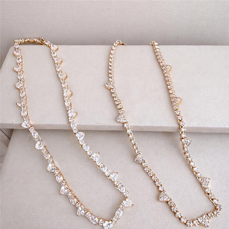CHOKER CORAÇÃO ZIRCÔNIA COM PONTO DE LUZ BANHO OURO 18K