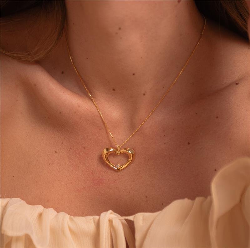 CONJUNTO CORAÇÃO COM PONTO DE LUZ BANHO OURO 18K