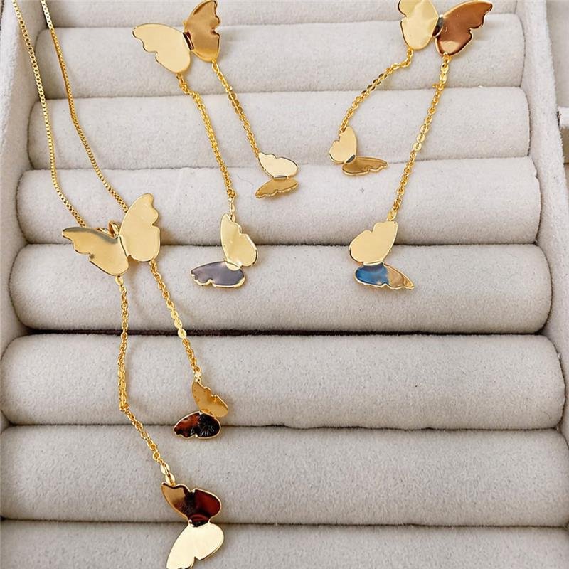 CONJUNTO BORBOLETAS GRAVATINHA BANHO OURO 18K