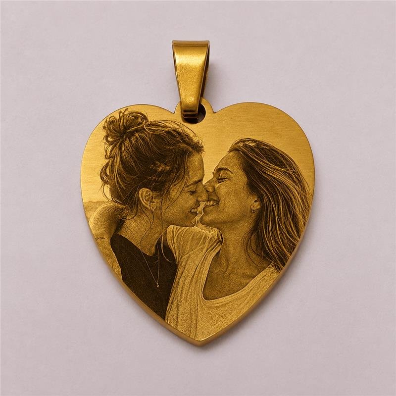 PINGENTE CORAÇÃO COM FOTO AÇO INOXIDAVÉL BANHO OURO 18K