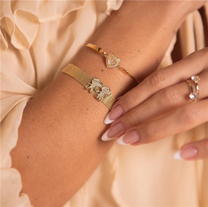 PULSEIRA DIAMANTADA COM CORAÇÃO CRAVEJADO BANHO OURO 18K 