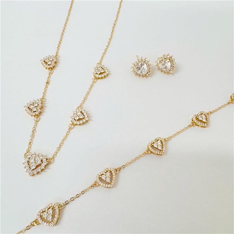 PULSEIRA CORAÇÕES CRAVEJADOS DESIGN LUXO BANHO OURO 18K