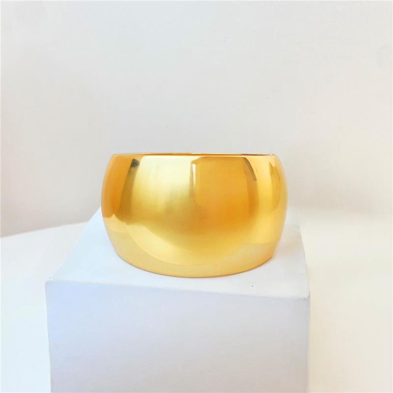 BRACELETE MAXI ASSIMÉTRICO LISO BANHO OURO 18K