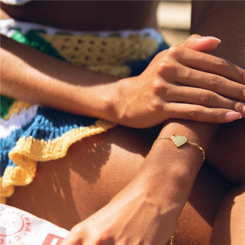 PULSEIRA CORAÇÃO INPIRAÇÃO ALTA JOALHERIA LV EM AÇO INOXIDÁVEL COM BANHO OURO 18K